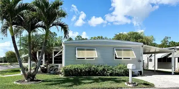 22 Turquoise AVE
