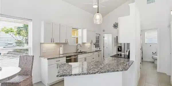 Image 4: Updated kitchen- Virtually Edited Image