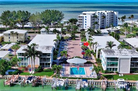 2100 Gulf Shore BLVD N