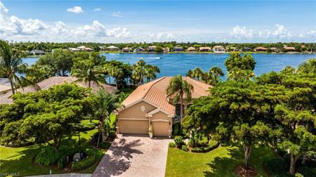 5589 Whispering Willow WAY
