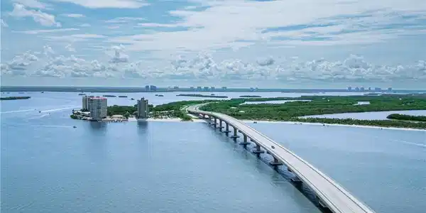 8000 Lagoon RD