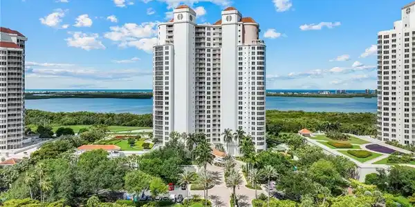 4801 Bonita Bay BLVD