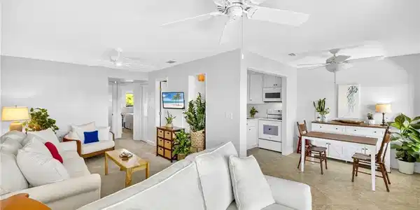 1250 Tennisplace CT