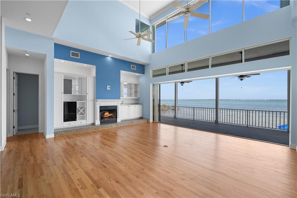Image 4: Great Room