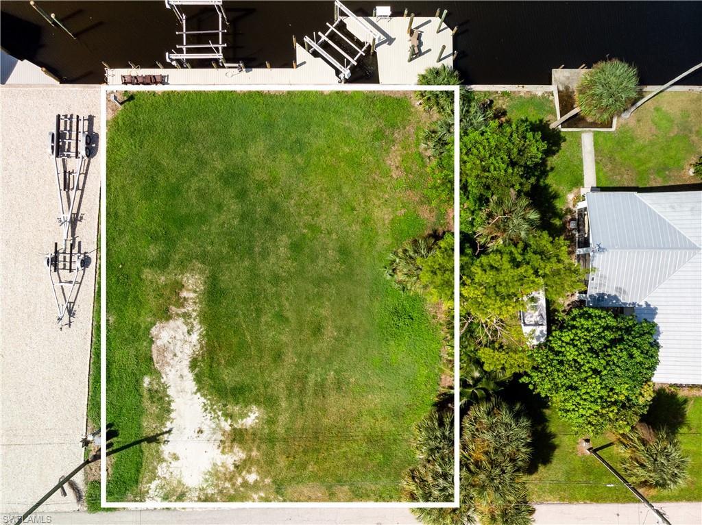Image 4: Aerial view of property's location with property parcel outlined