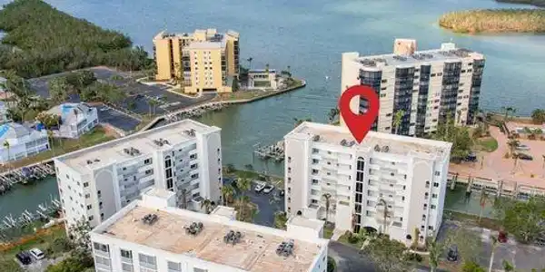 4331 Bay Beach LN