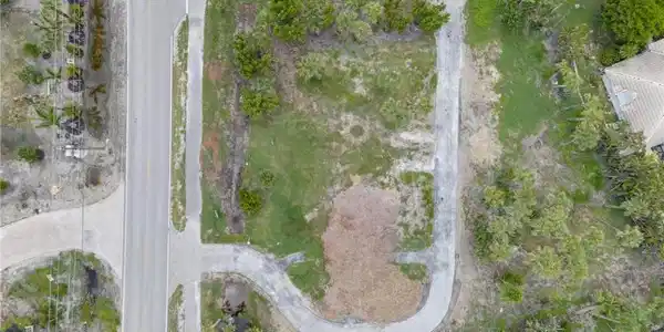 Image 2: View of property location