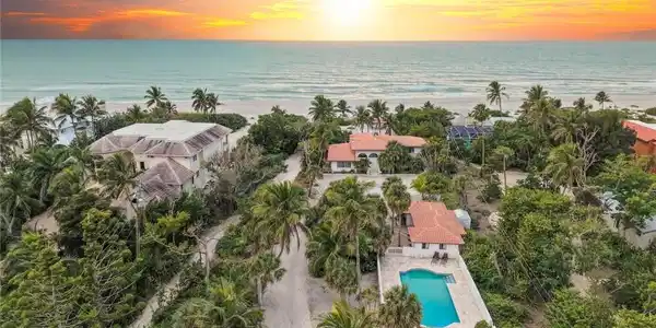16632 Captiva DR