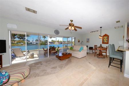 15690 Lake Candlewood DR