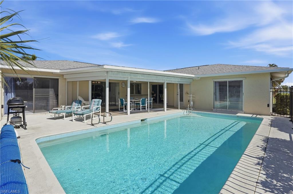Image 2: Soak up the sunshine Poolside!