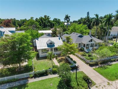 1310 Poinciana AVE