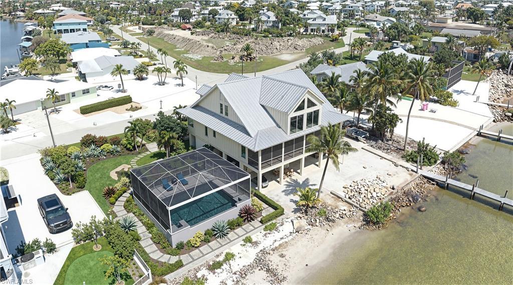 Image 4: PROPERTY
