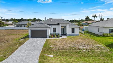 1633 NW 31st PL