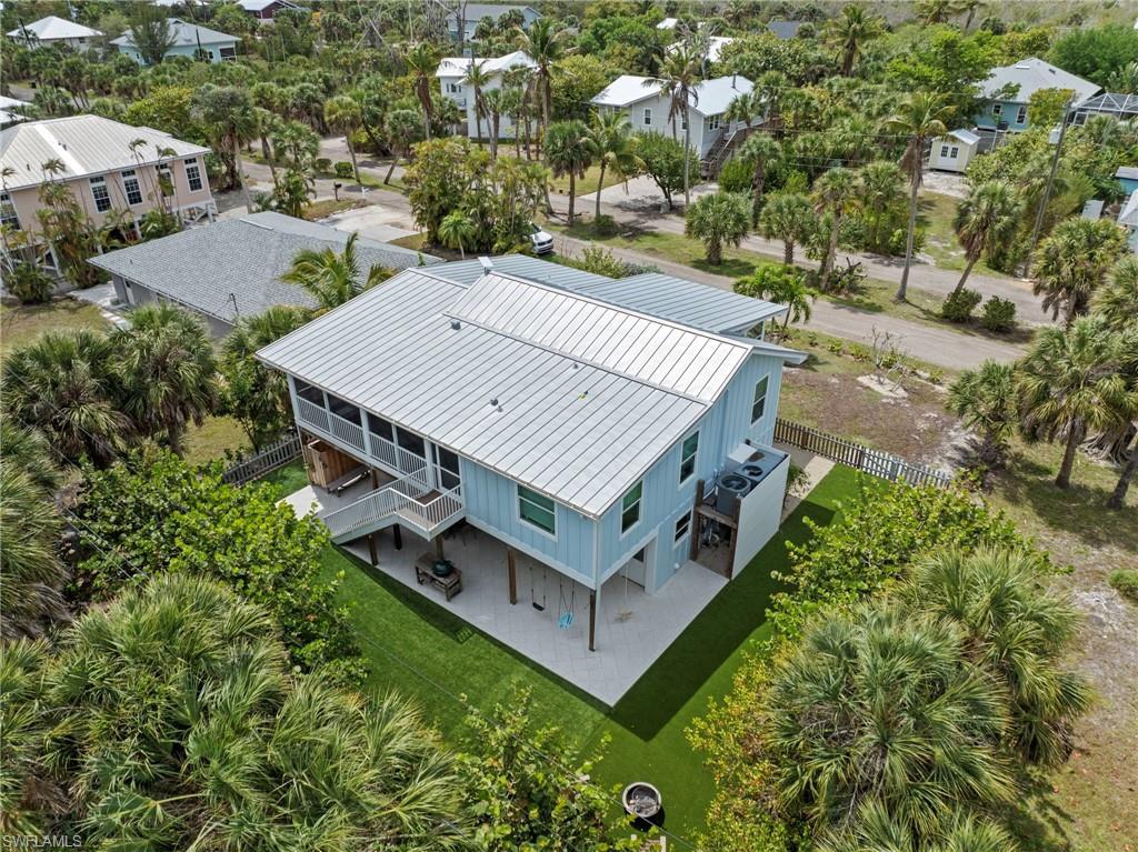 Image 2: Drone / aerial view