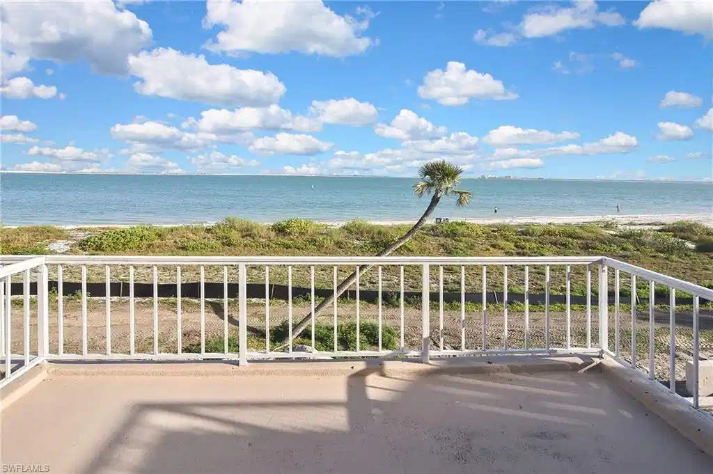Image 1: Bayfront