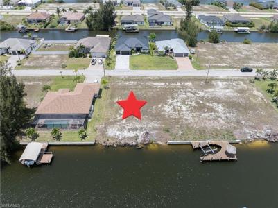 1637 NW 39th AVE