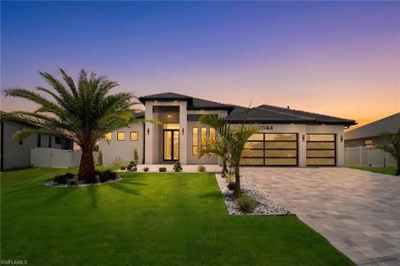 2644 SW 29th AVE