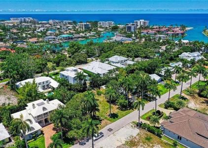 400 Wedge DR