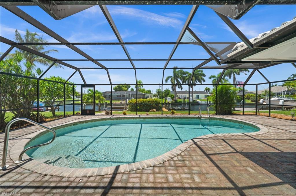 Image 3: Western Exposure pool with a view