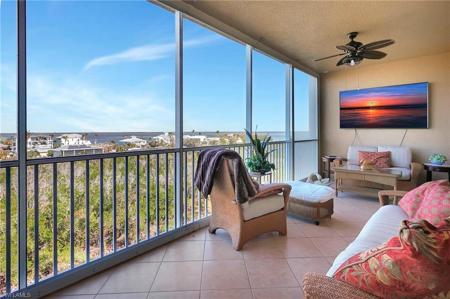 22604 Island Pines WAY