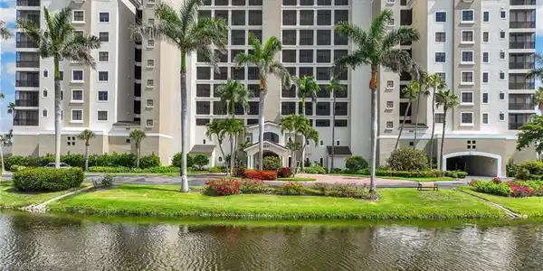11600 Court Of Palms