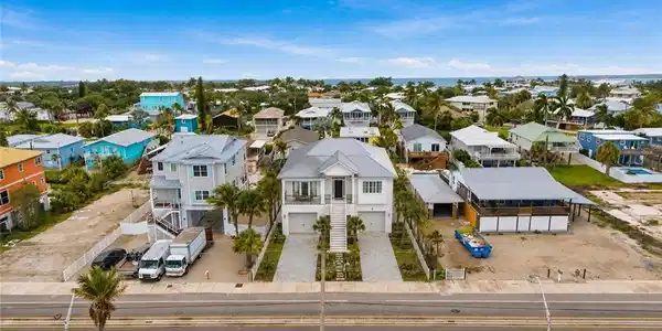 5551 Estero BLVD