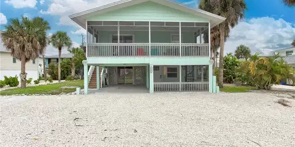 126 Andre Mar DR