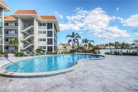 222 Harbour DR