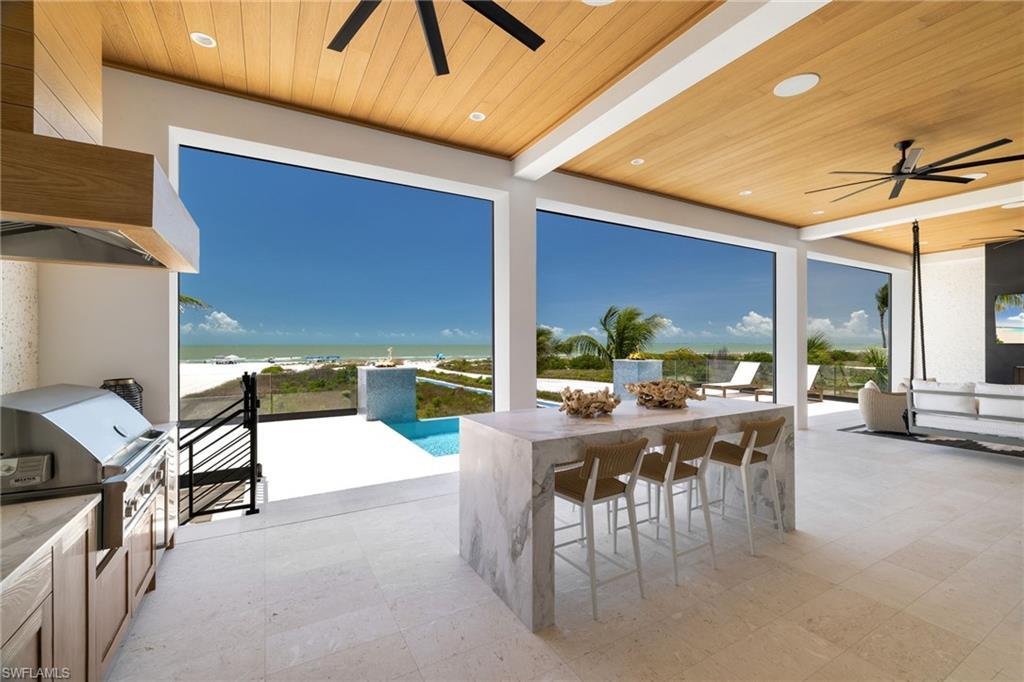 Image 3: Expansive open-air living space