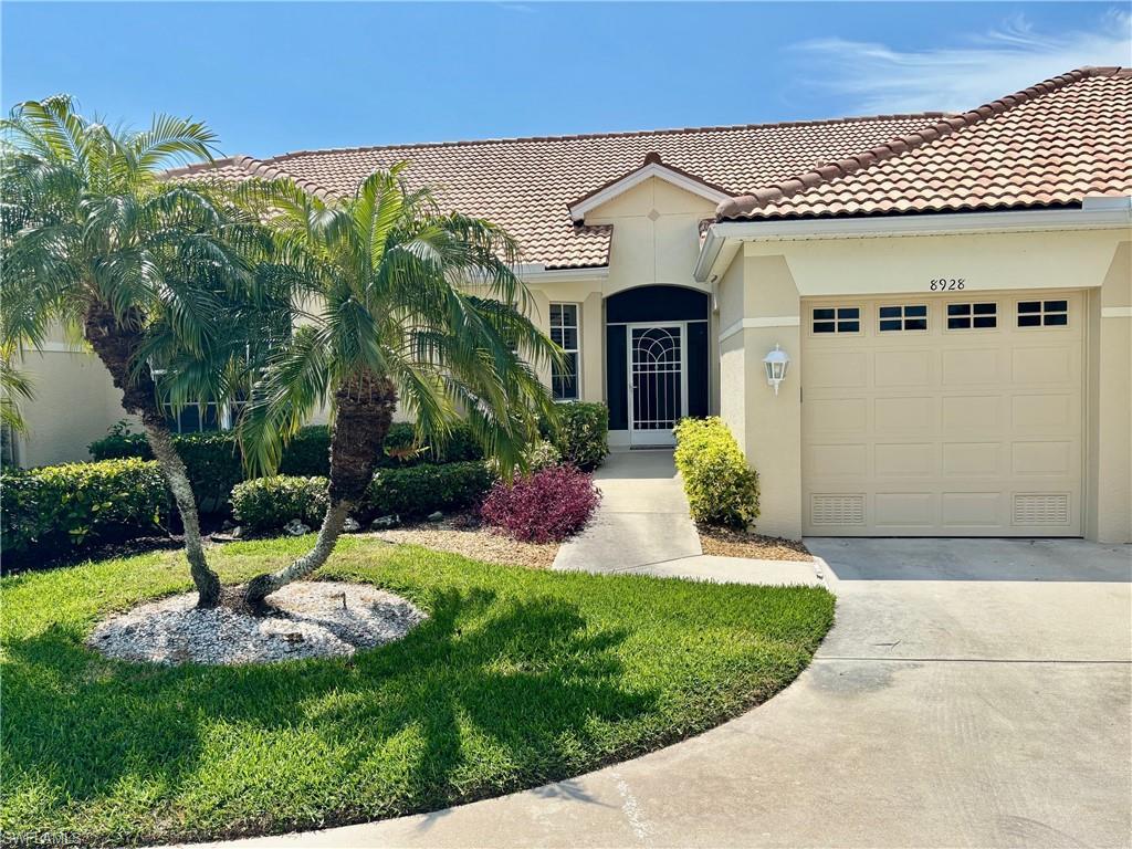 Image 1: 8298 Bristol Bend