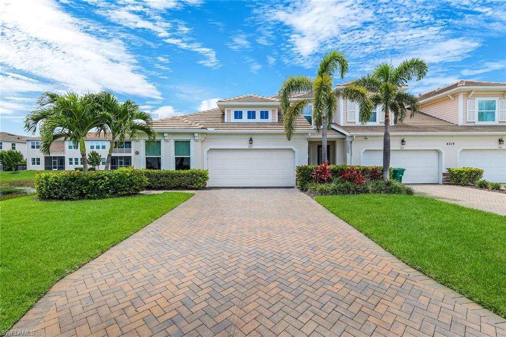 Image 2: Gorgeous single story 2 plus den end unit with 2 car garage.