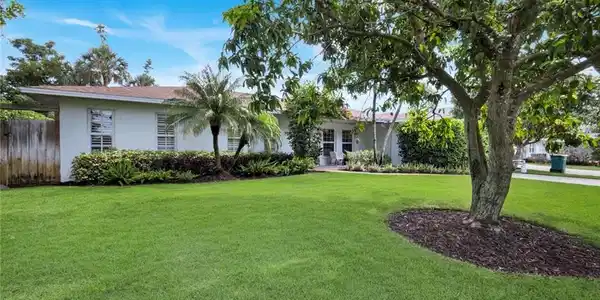 Image 3: Front of Home