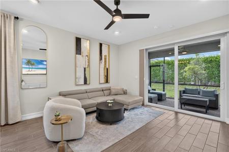 847 Enbrook LOOP