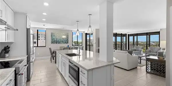 10482 Gulf Shore DR