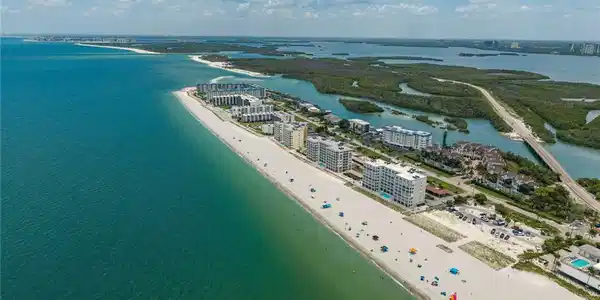 Image 2: Little Hickory Island-miles of beach walking!