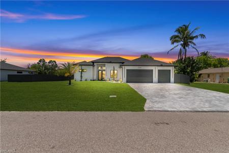 329 SW 26th PL