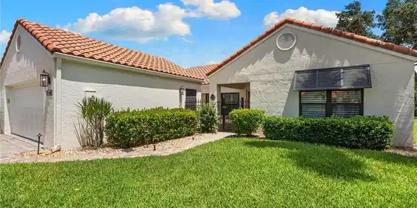 812 Reef Point CIR