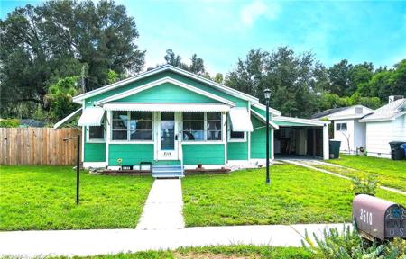 3510 E Riverside DR