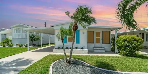 11170 Bayside LN