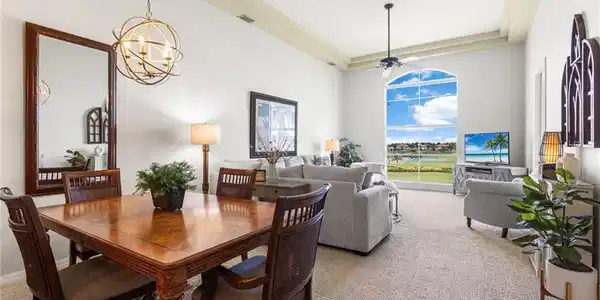 11100 Harbour Yacht CT