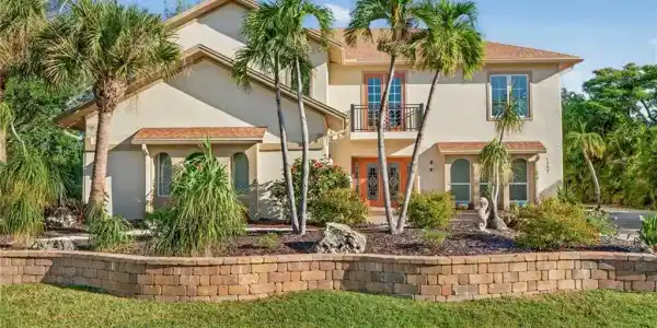 1747 Serenity LN