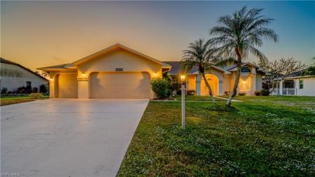 4104 SW 1st PL