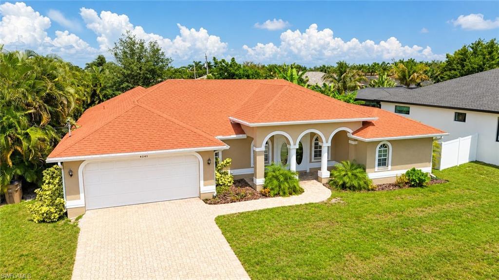 Image 1: Presenting 4341 SW 25th Court!