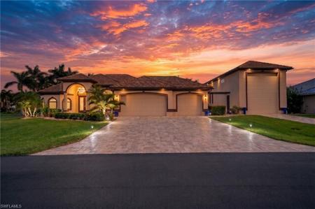 1725 SW 52nd TER