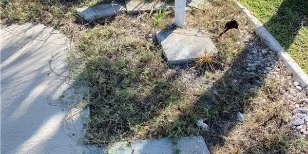Image 2: Water/Sewer Hookup