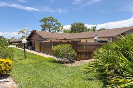 5638 Foxlake DR