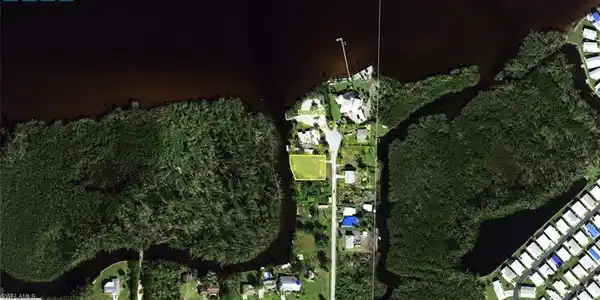 Image 2: Aerial Map. Displaying the property's boundaries and surrounding geographical features