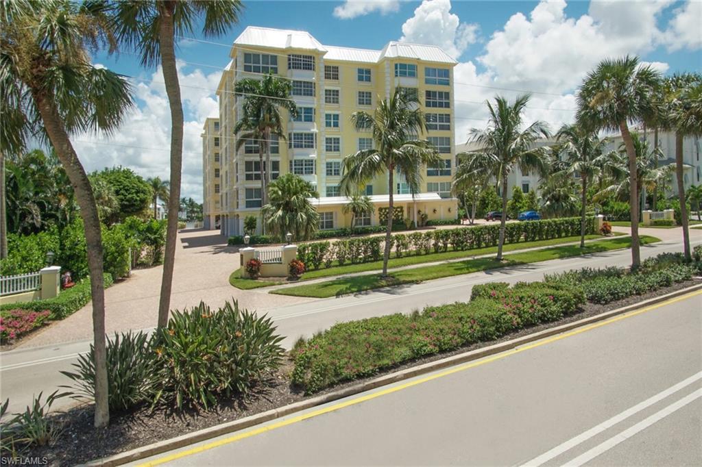 Image 1: View of apartment building / complex