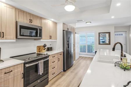 828 Gulf Pavilion DR
