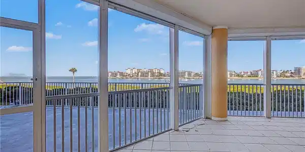 6000 Royal Marco WAY